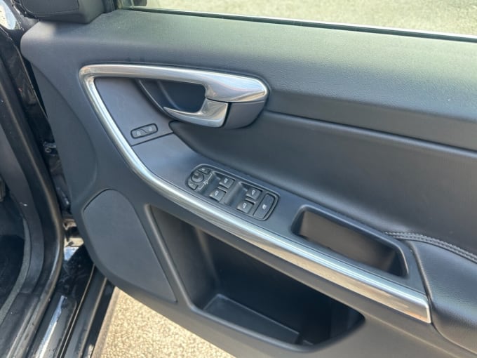 2025 Volvo Xc60