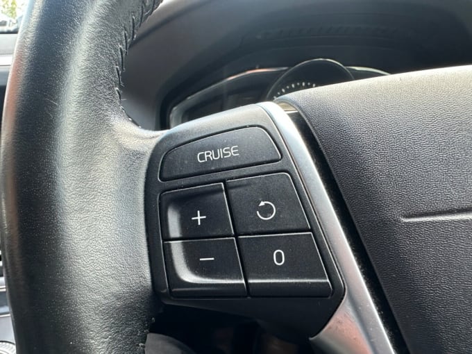 2025 Volvo Xc60
