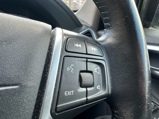 2025 Volvo Xc60