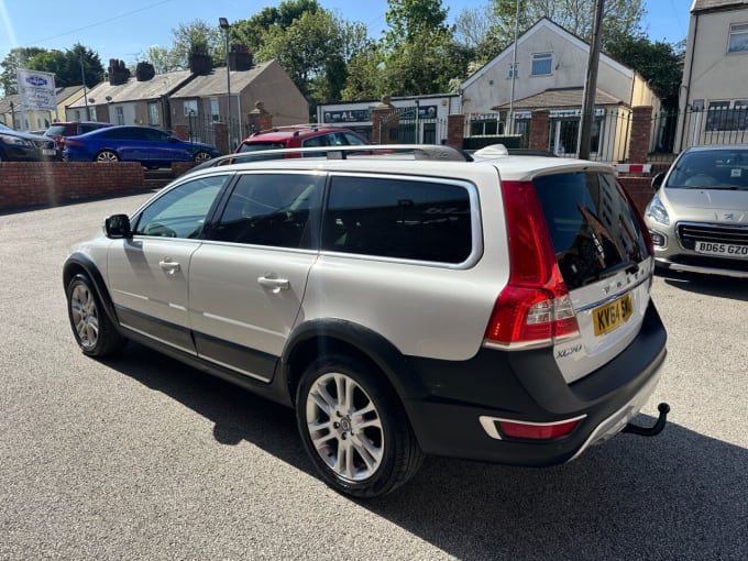 2025 Volvo Xc70