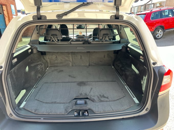 2025 Volvo Xc70