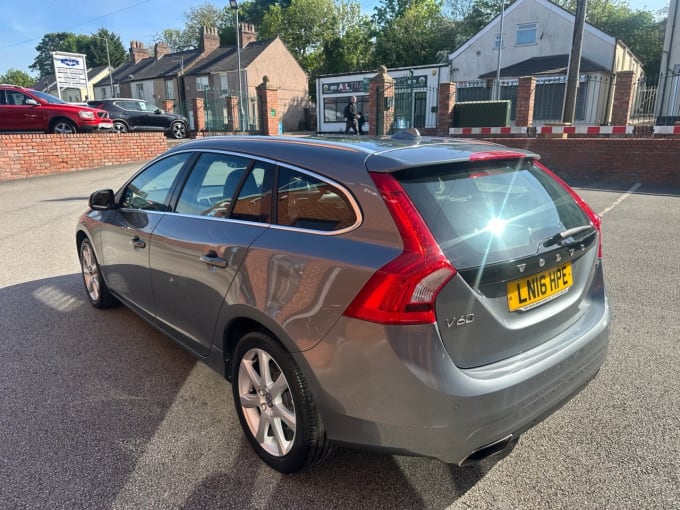 2025 Volvo V60