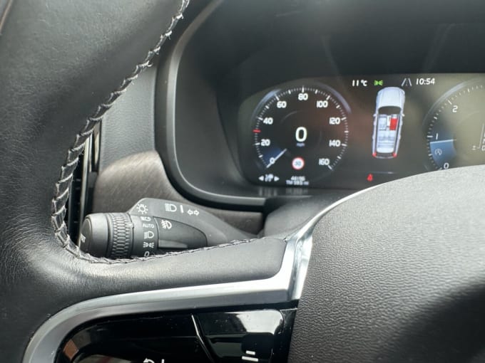 2025 Volvo V90 Cross Country