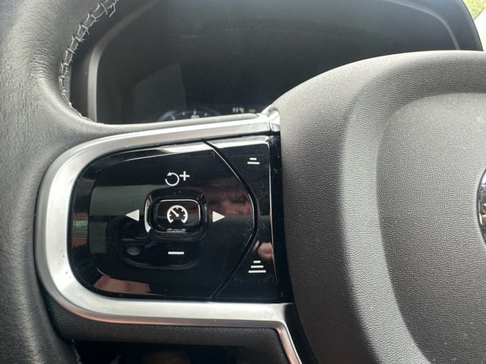 2025 Volvo V90 Cross Country