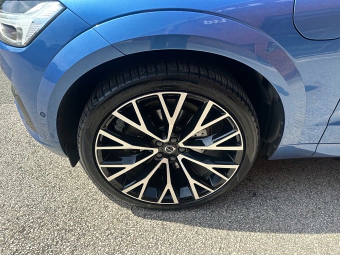 2025 Volvo Xc60