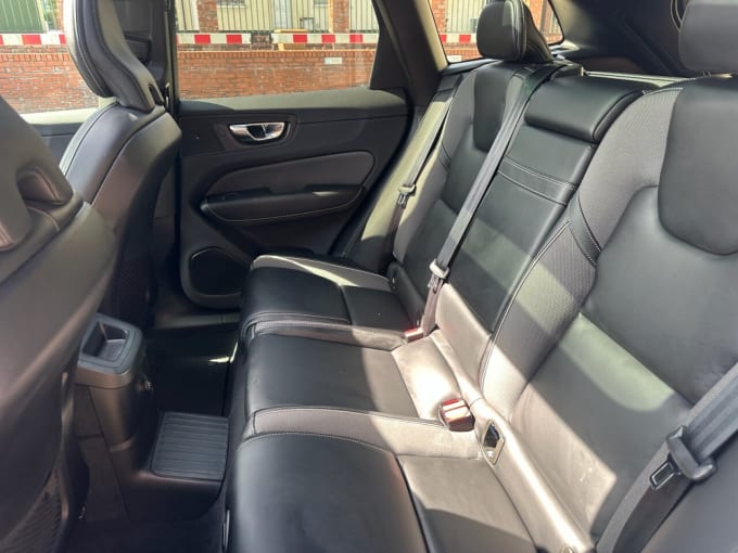 2025 Volvo Xc60