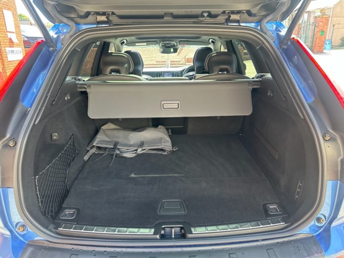 2025 Volvo Xc60