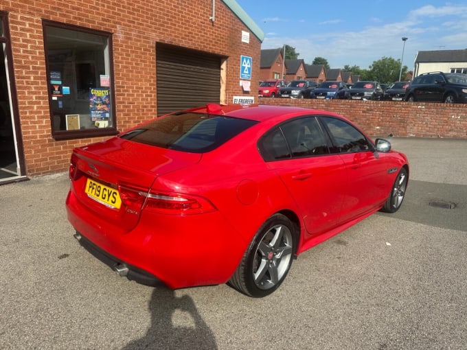 2025 Jaguar Xe