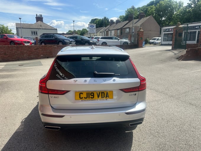 2025 Volvo V60 Cross Country