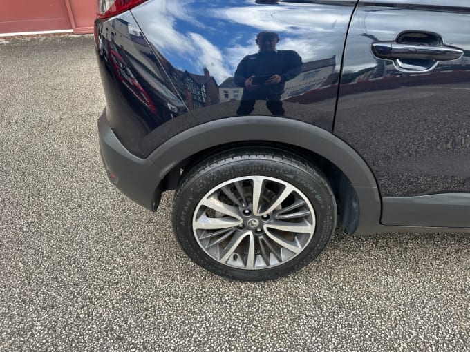 2025 Vauxhall Crossland X