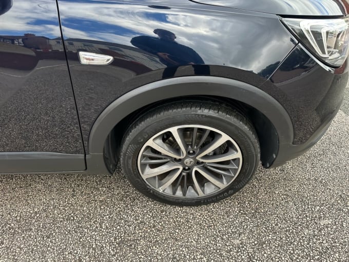 2025 Vauxhall Crossland X