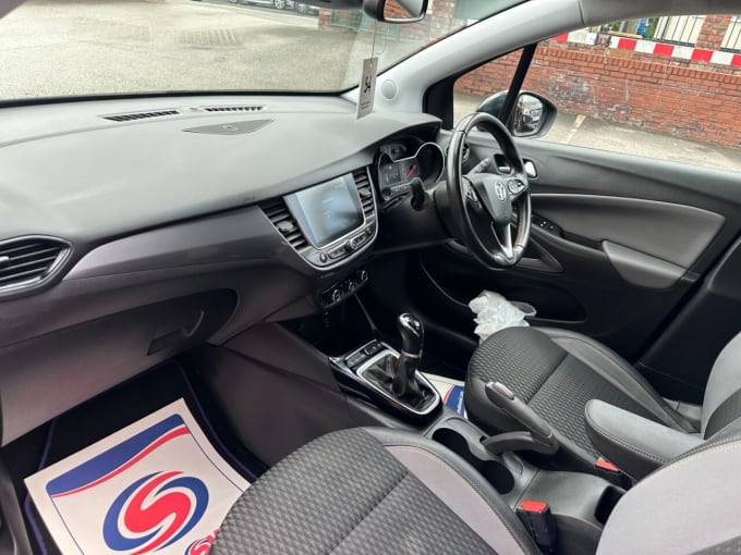 2025 Vauxhall Crossland X