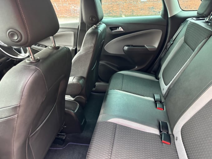 2025 Vauxhall Crossland X
