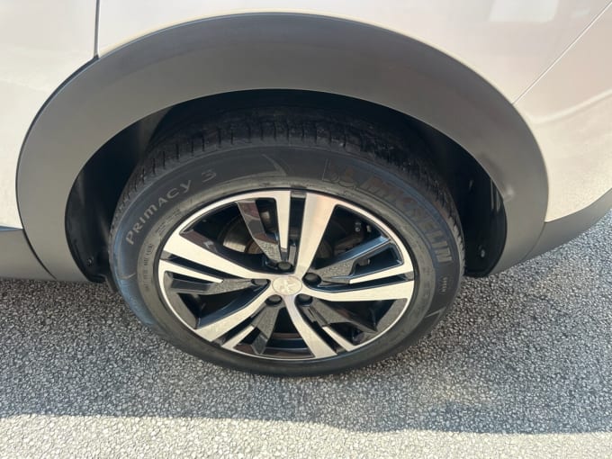 2025 Peugeot 3008