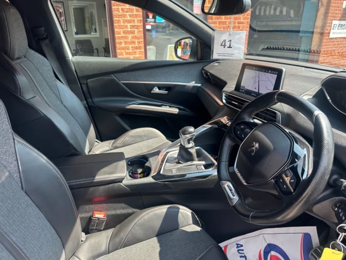 2025 Peugeot 3008