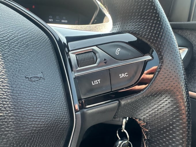 2025 Peugeot 3008