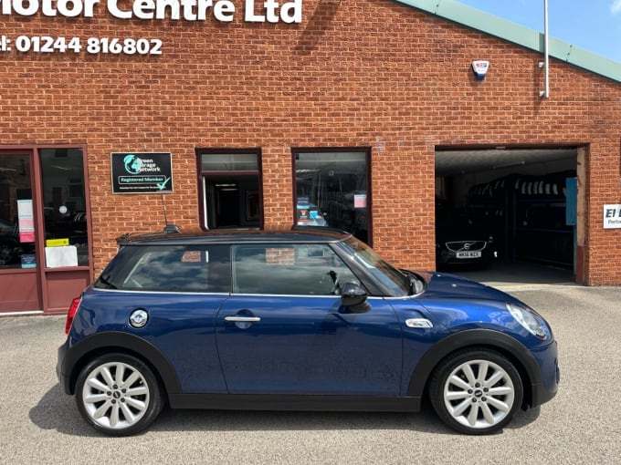 2025 Mini Hatch