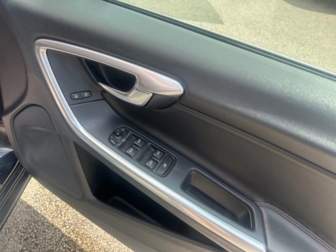 2025 Volvo S60