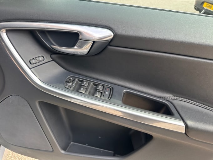 2025 Volvo Xc60