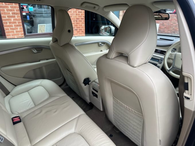 2025 Volvo Xc70