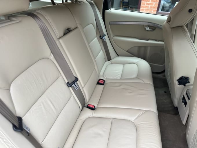 2025 Volvo Xc70