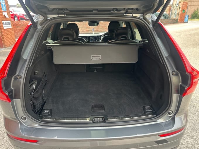 2025 Volvo Xc60