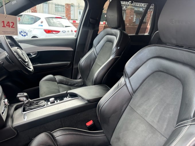 2025 Volvo Xc90