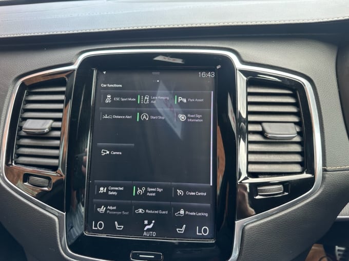 2025 Volvo Xc90