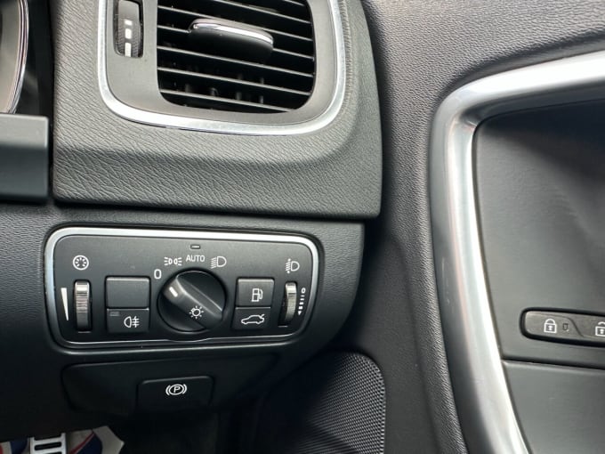 2025 Volvo S60