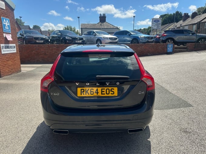 2025 Volvo V60