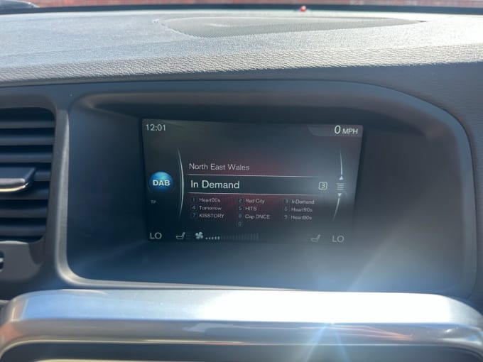 2025 Volvo V60