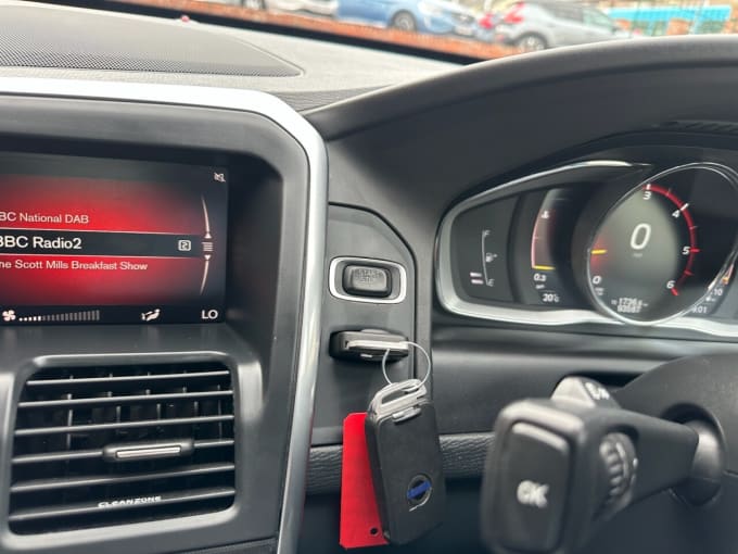 2025 Volvo Xc60
