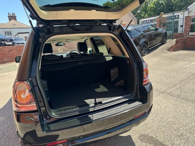 2025 Land Rover Freelander 2