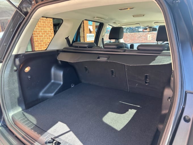 2025 Land Rover Freelander 2