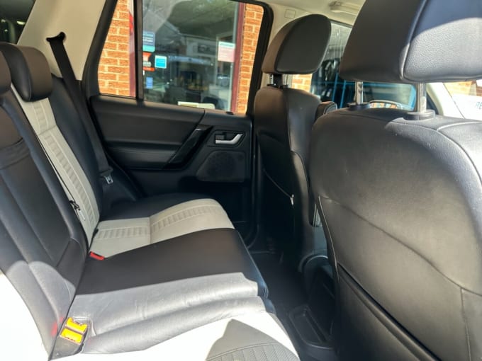 2025 Land Rover Freelander 2