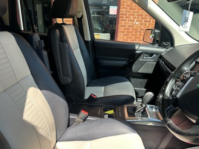 2025 Land Rover Freelander 2