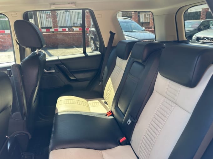2025 Land Rover Freelander 2