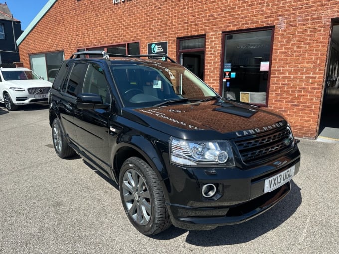 2025 Land Rover Freelander 2