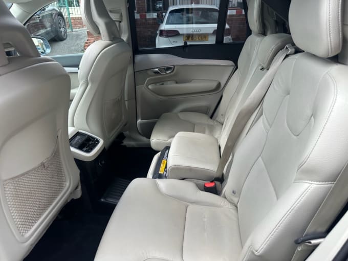 2025 Volvo Xc90