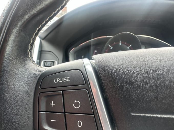 2025 Volvo Xc60
