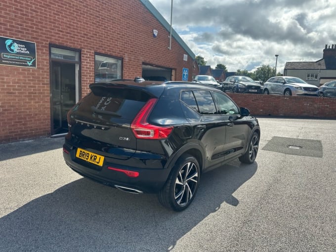 2025 Volvo Xc40