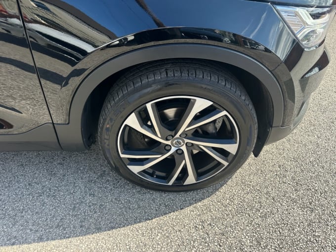 2025 Volvo Xc40