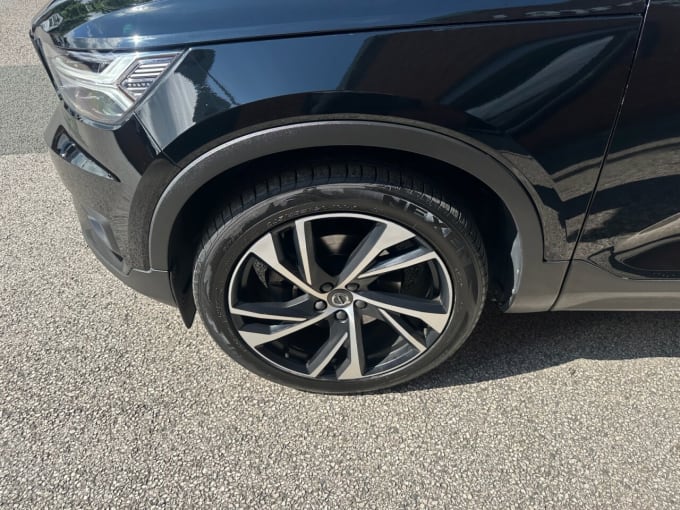2025 Volvo Xc40