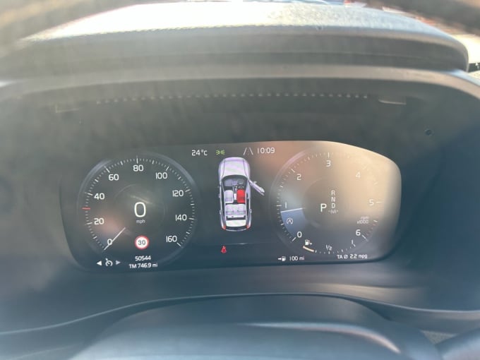 2025 Volvo Xc40