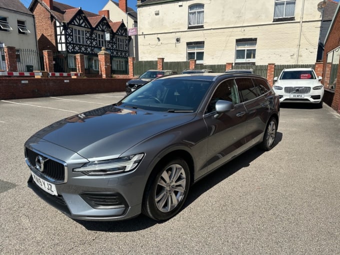 2025 Volvo V60