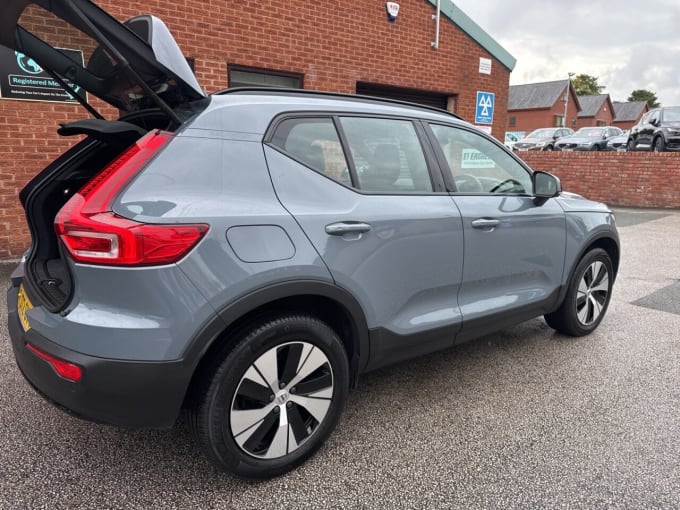 2025 Volvo Xc40
