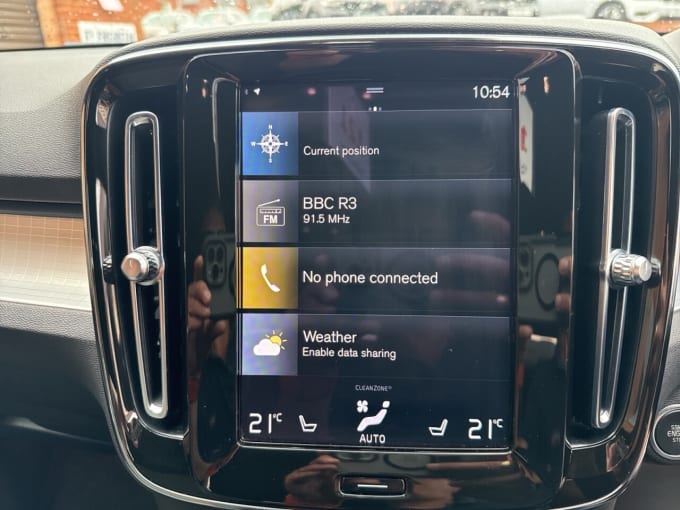 2025 Volvo Xc40