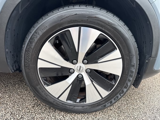 2025 Volvo Xc40