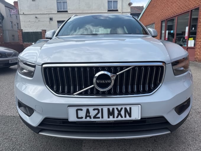 2025 Volvo Xc40