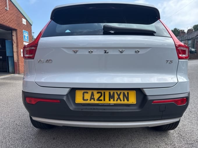 2025 Volvo Xc40